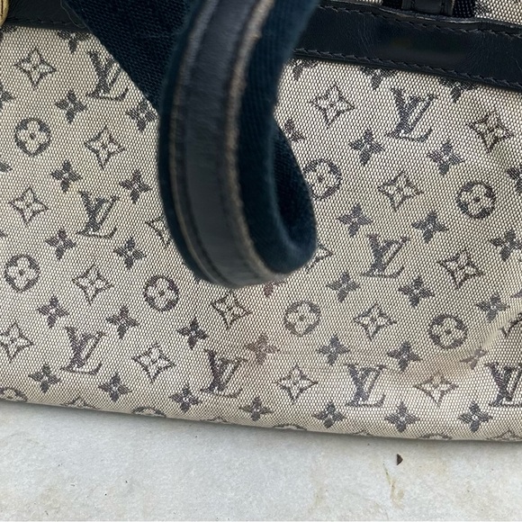 Louis Vuitton Hand Bag Josephine PM Monogram - Picture 6 of 10